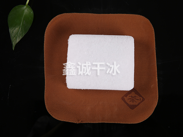 冰清洗模具行业的应用及益处