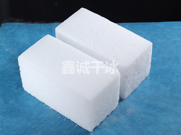 清洗干冰
